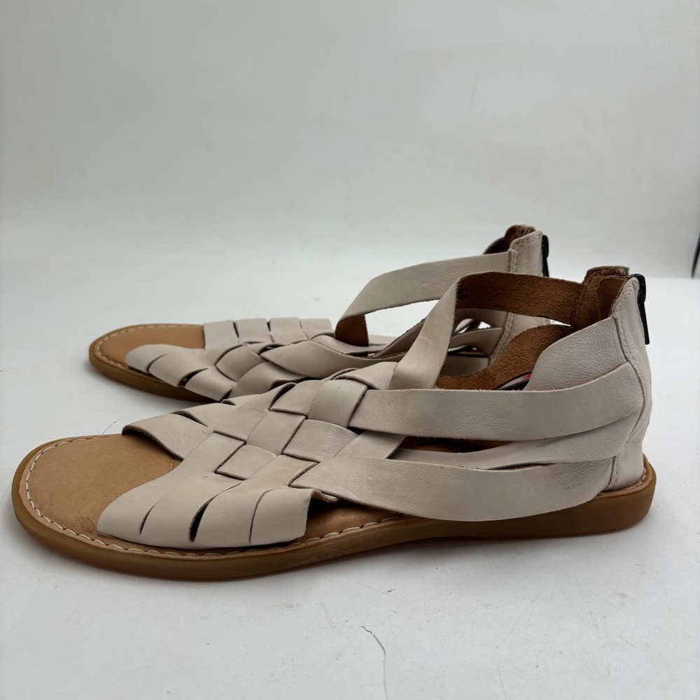 New Born Women’s 11 Cream Leather Woven Iwa Sandals